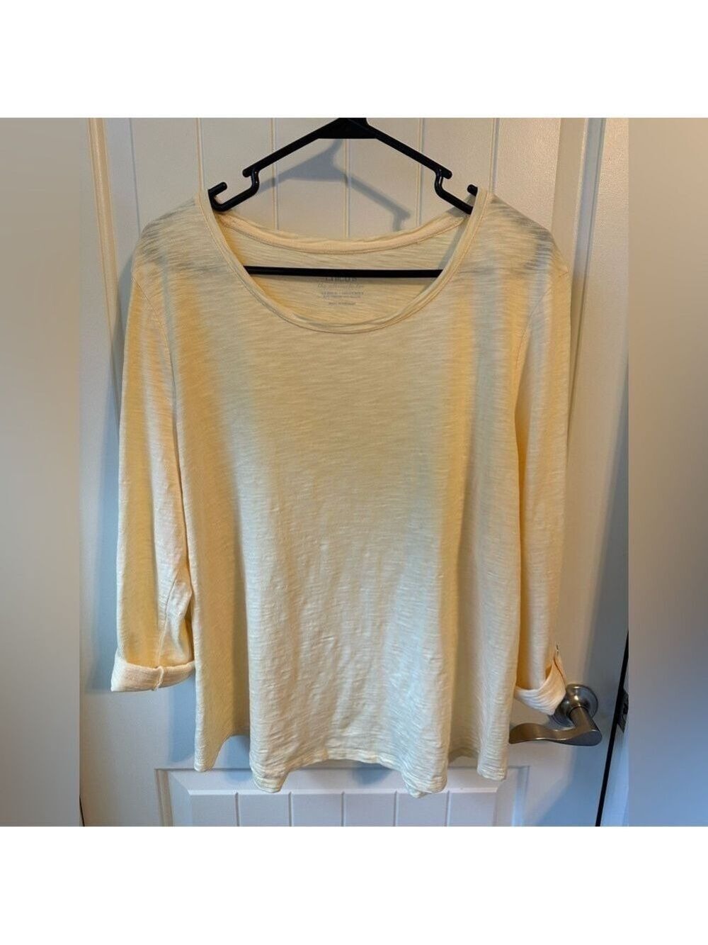 Chico’s The Ultimate Tee Pale Yellow Crewneck 3/4-Long Sleeve Roll Tab Size XL